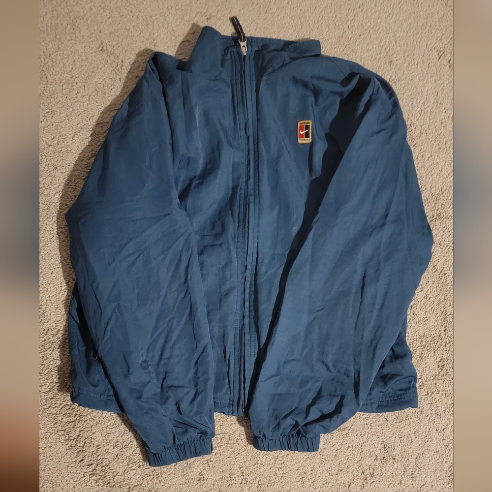 Nike Vintage 90s Nike Court small Logo Medium sports jacket